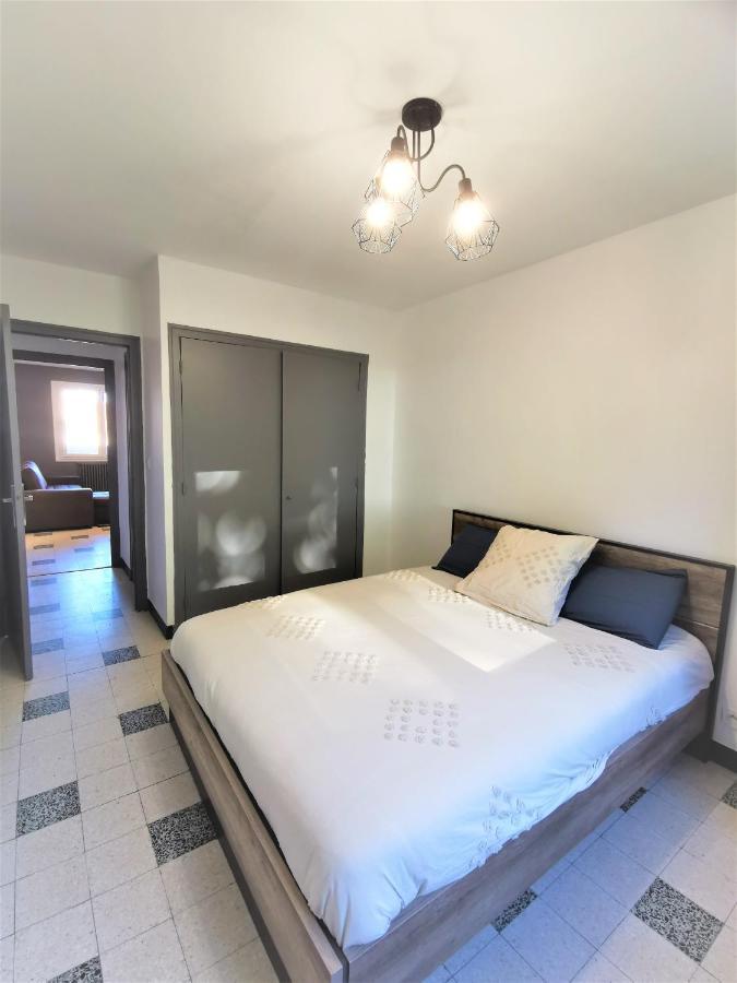 Appartement Tout Confort Refait A Neuf Мулен Экстерьер фото